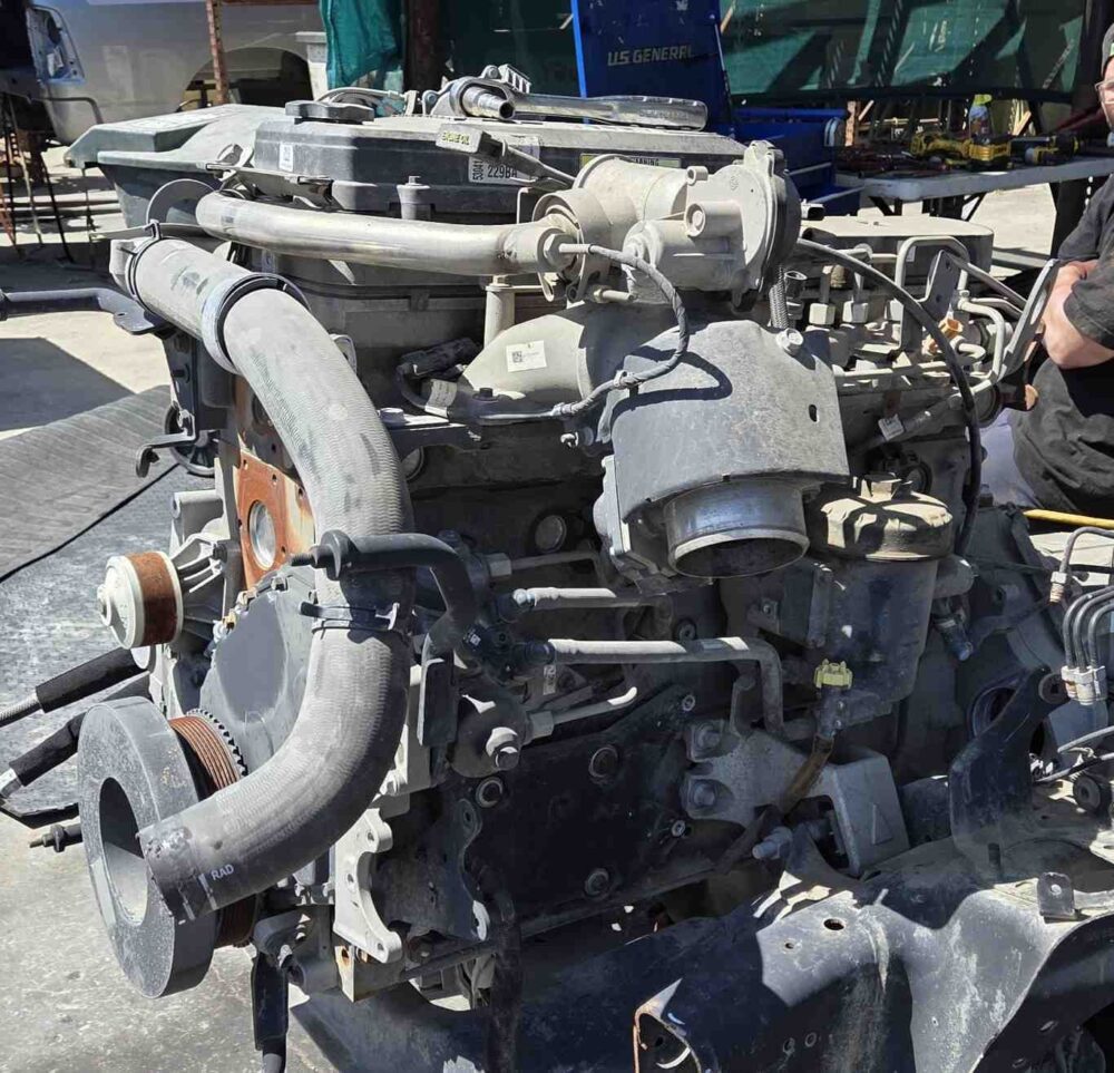 0000128748_0.jpg Used 2020 Dodge Ram 2500 6.7L Cummins Engine Assembly