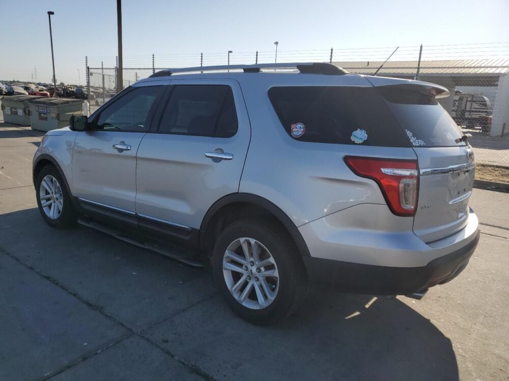 5H8817_6.jpg Used 2015 Ford Explorer Air Tube / Resonator