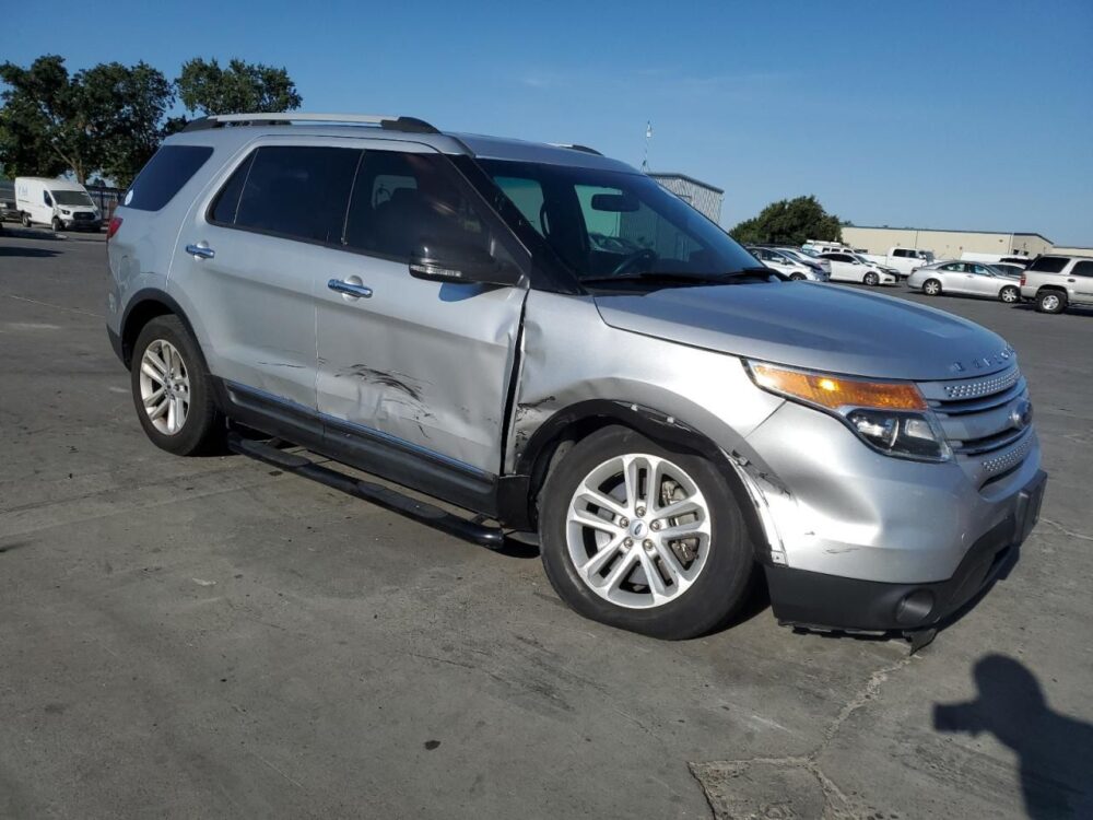 5H8817_8.jpg Used 2015 Ford Explorer Air Tube / Resonator