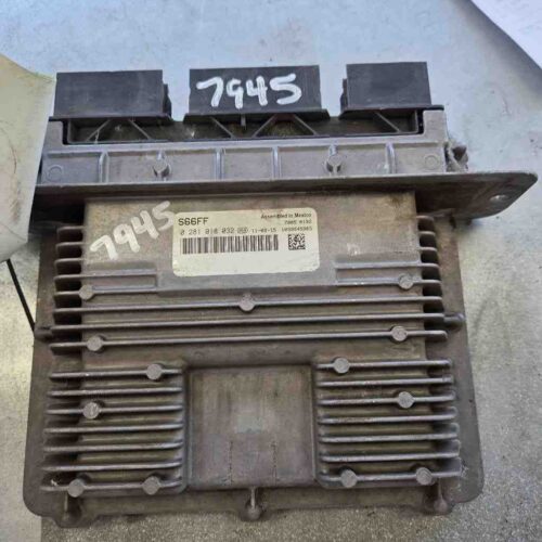 Used 2011 Ford F-250 Super Duty Engine / Motor Control Module BC3Z12A650FED