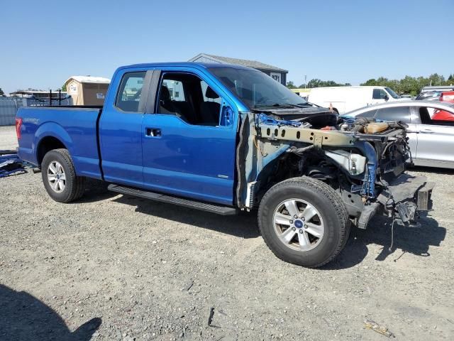 4G8710_0.jpg Used 2016 Ford F-150 Wheelchair Lift