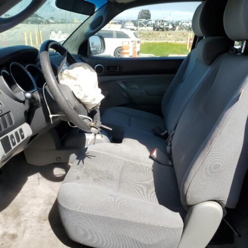 5H8816_10.jpg Used 2009 Toyota Tacoma Cowl Vent Panel
