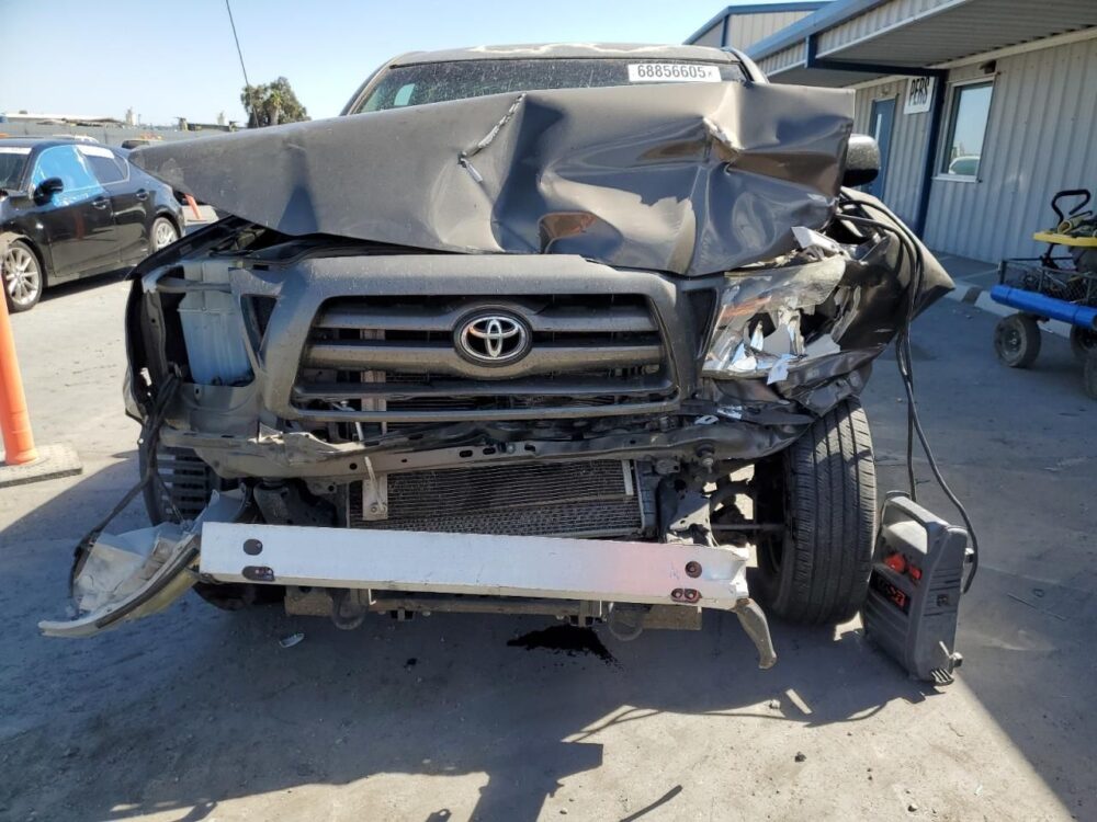 5H8816_8.jpg Used 2009 Toyota Tacoma Cowl Vent Panel
