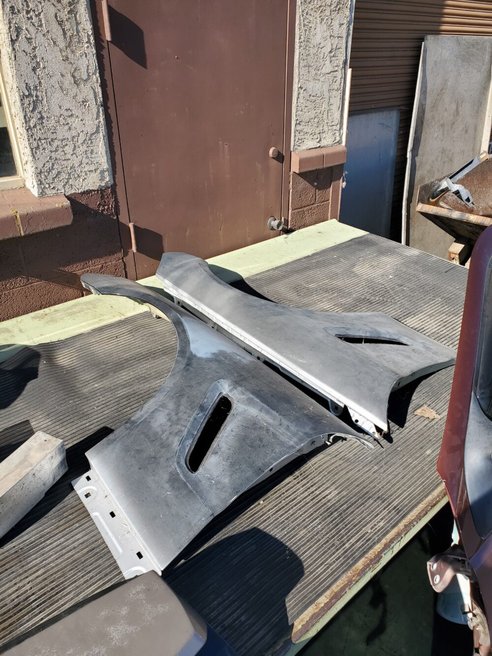0000104980_5 Used 2015 Mercedes SL55 Fender LH