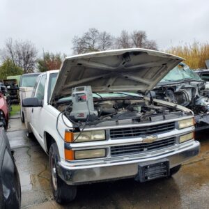 2000 Chevrolet C/K 2500 Wheel