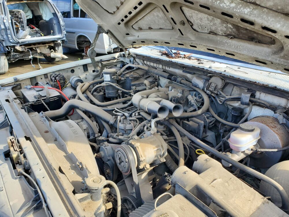 Used 1989 Ford F-350 Spindle Knuckle Front LH