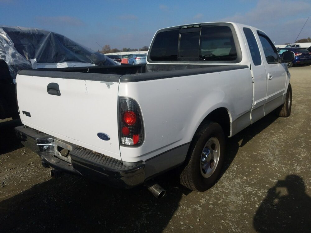 Used 1999 Ford F-150 Keys / Latches / Locks LH