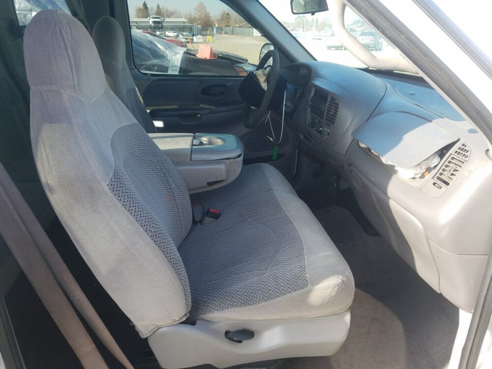 Used 1999 Ford F-150 Keys / Latches / Locks LH