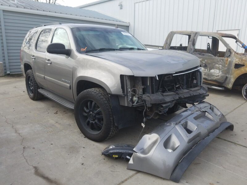 1D8219_0 Used 2007 Chevrolet Tahoe Carrier Assembly