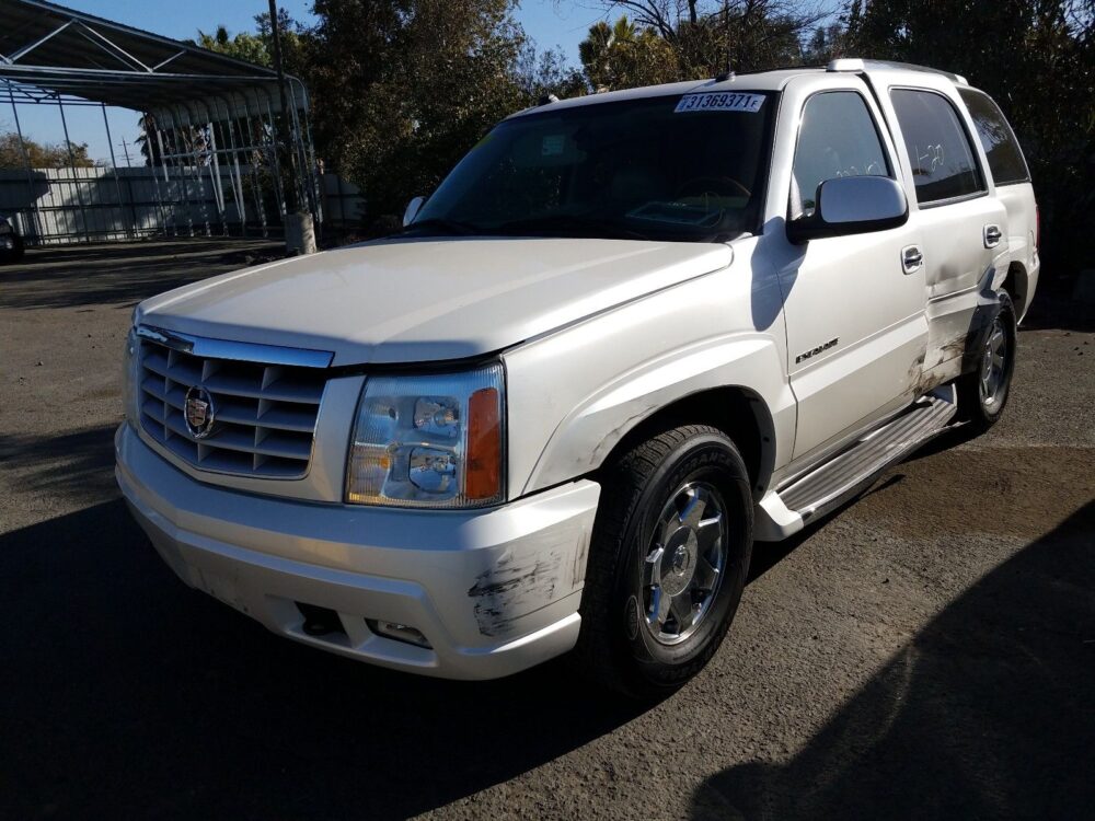 1D8221_2 Used 2004 Cadillac Escalade Carpet Front