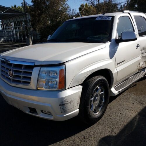 1D8221_2 Used 2004 Cadillac Escalade Carpet Front