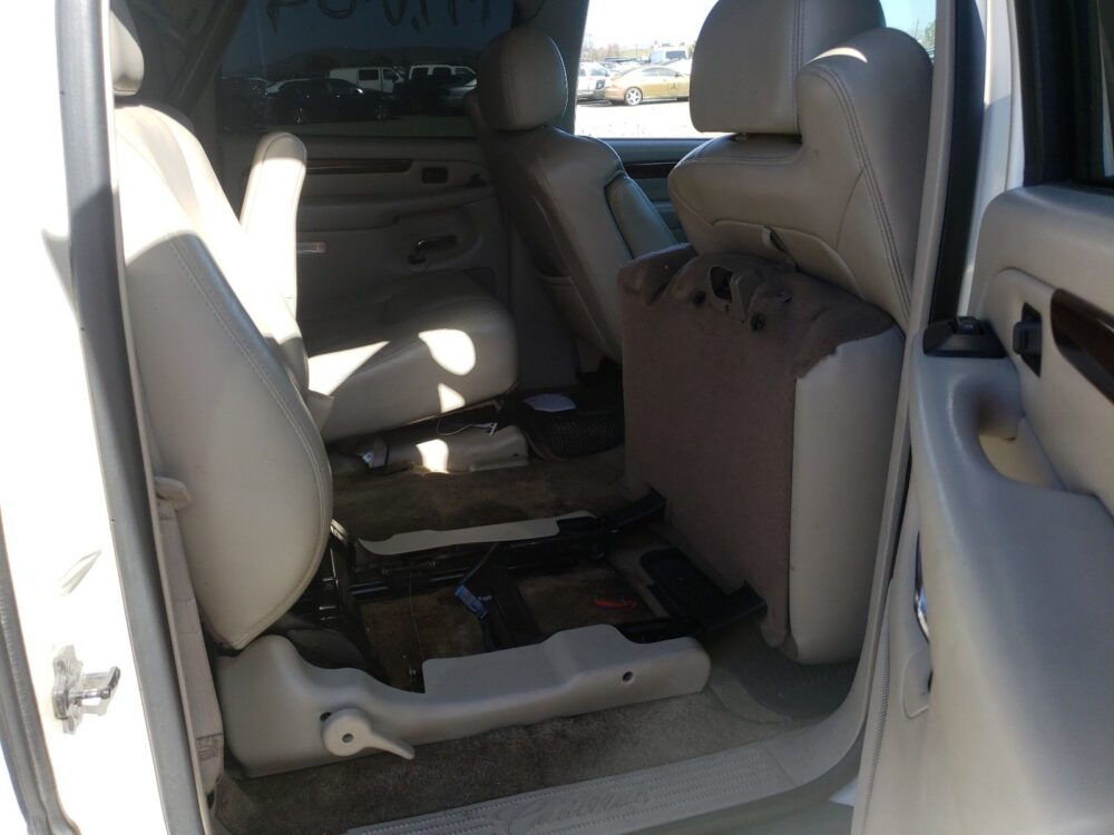 Used 2003 Cadillac Escalade ESV Door Assembly Front LH