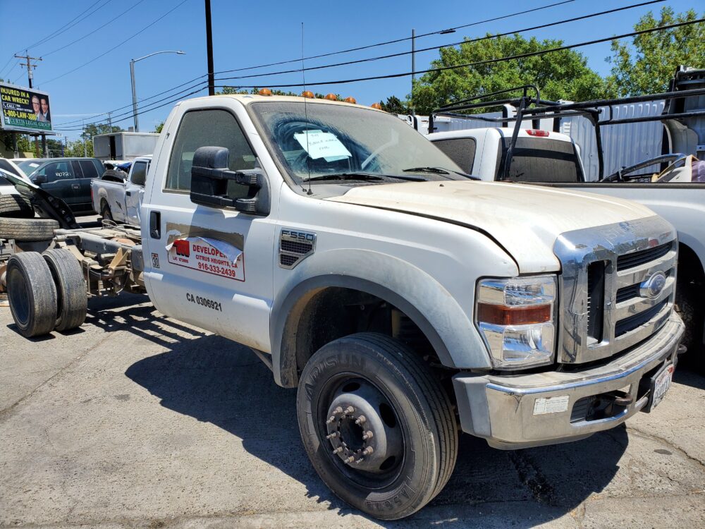 1F8255_0 Used 2008 Ford F-550 Super Duty Fender RH
