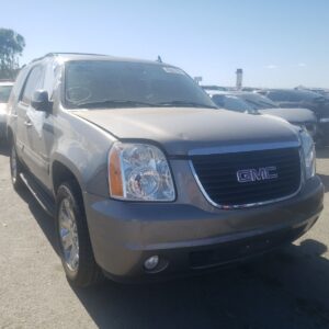 2007 GMC Yukon Front Lamp RH