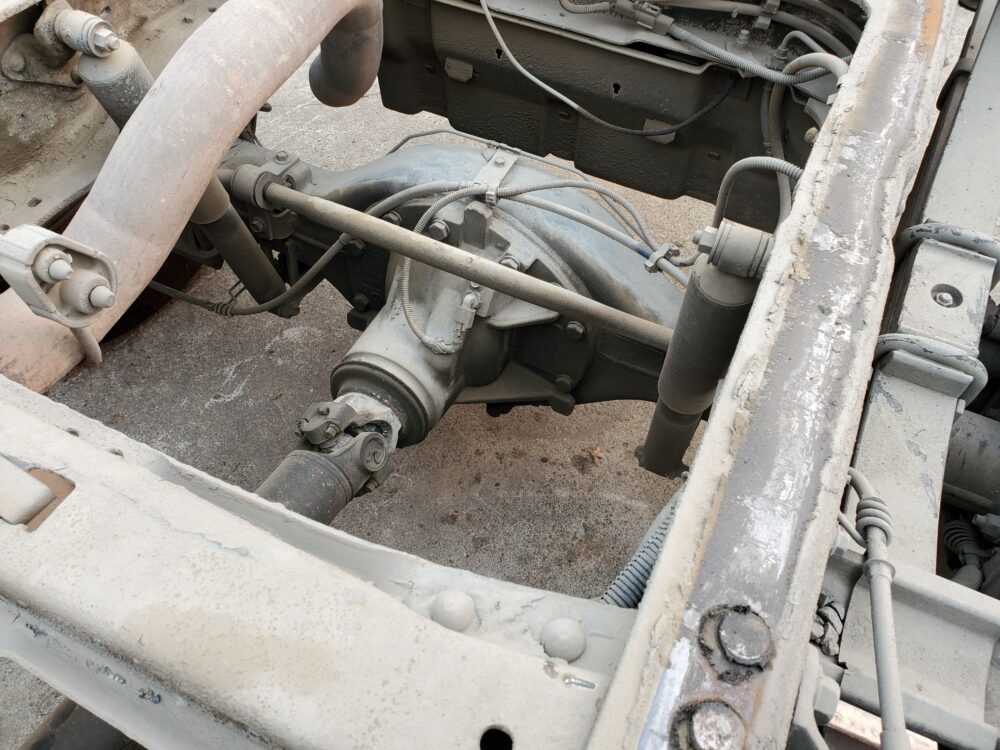 Used 2005 Ford F-550 Super Duty AC Compressor