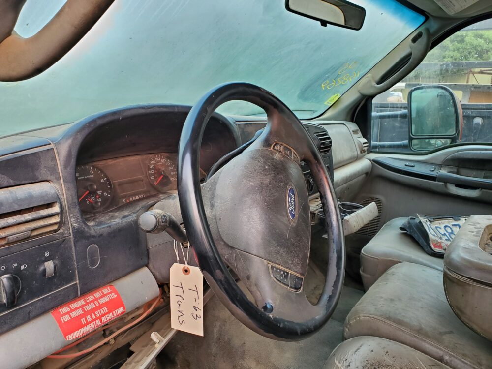 Used 2005 Ford F-550 Super Duty AC Compressor