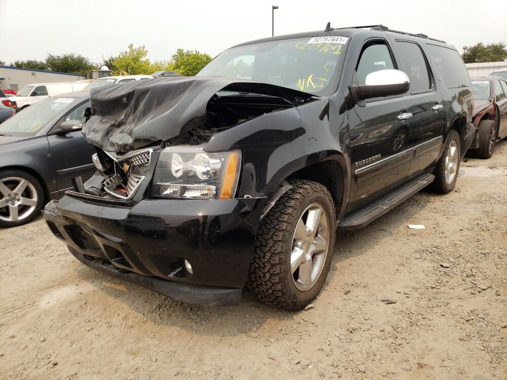 Used 2014 Chevrolet Suburban 1500 Front Lamp LH