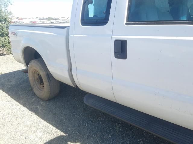 Used 2003 Ford F-250 Super Duty Side View Mirror RH