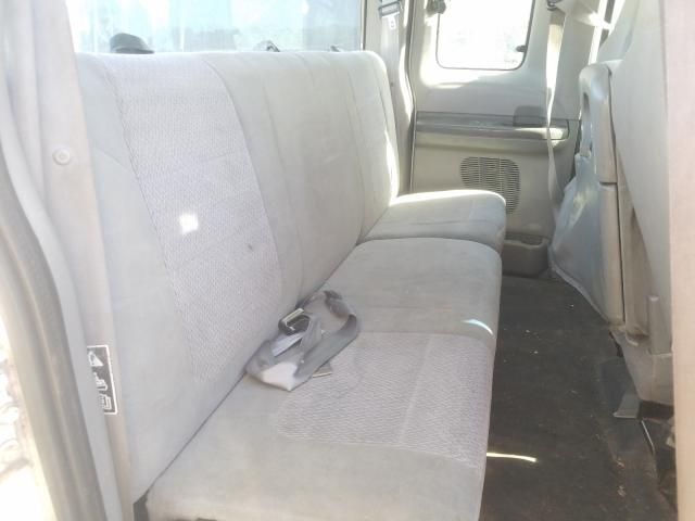 Used 2003 Ford F-250 Super Duty Side View Mirror RH