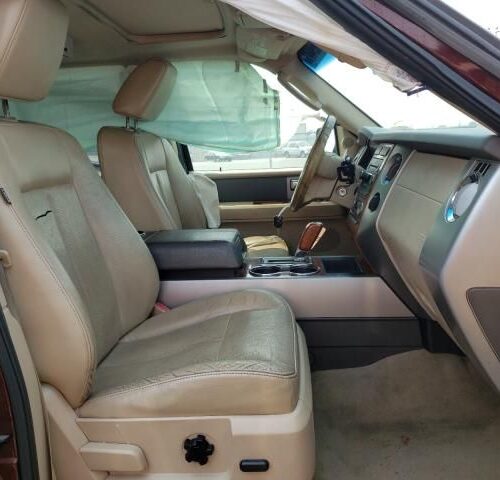 1J8300_6 Used 2009 Ford Expedition Third Seat Switch (Van)