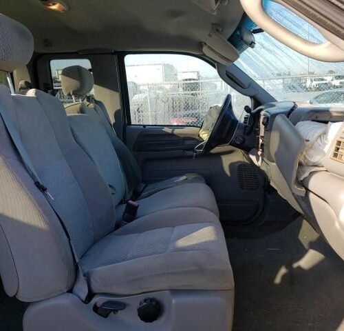 Used 2004 Ford F-250 Super Duty Side View Mirror RH