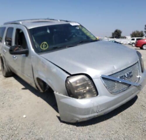 Used 2011 GMC Yukon Front Lamp LH