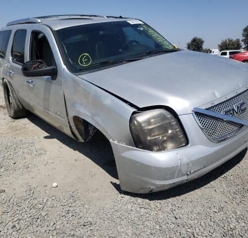 Used 2011 GMC Yukon Front Lamp LH