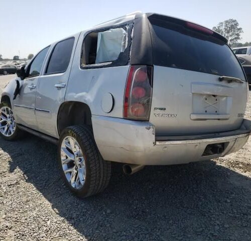 Used 2011 GMC Yukon Front Lamp LH