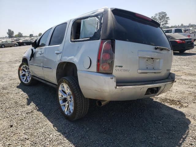 Used 2011 GMC Yukon Front Lamp LH