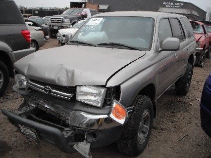 2B6560_0 Used 2001 Toyota 4Runner Hub