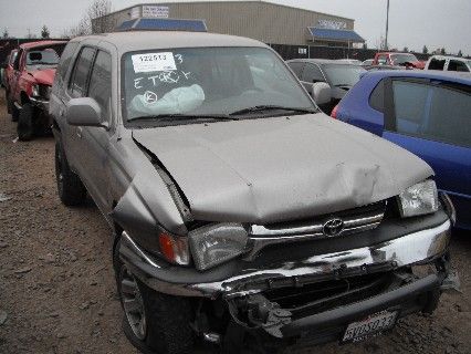 2B6560_2 Used 2001 Toyota 4Runner Air Flow Meter 2220421010