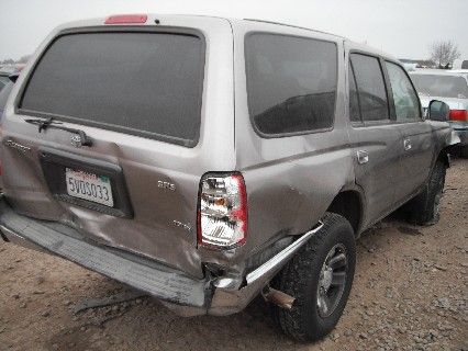 2B6560_5 Used 2001 Toyota 4Runner Air Flow Meter 2220421010