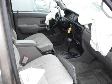 2B6560_7 Used 2001 Toyota 4Runner Air Flow Meter 2220421010