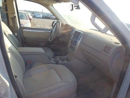 2C6569_4 Used 2005 Mercury Mountaineer Fender LH