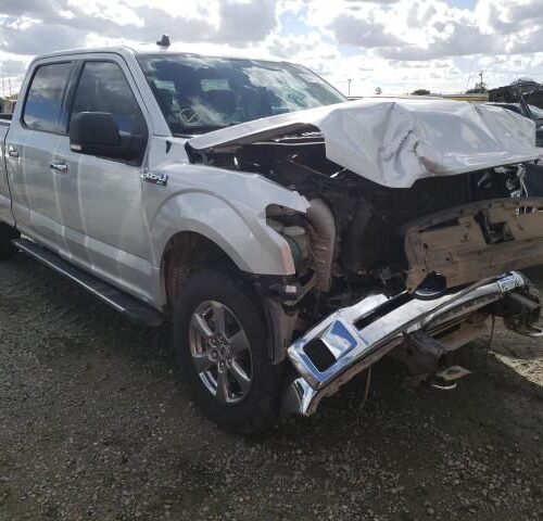 2C8358_6 Used 2019 Ford F-150 Hood Hinge RH