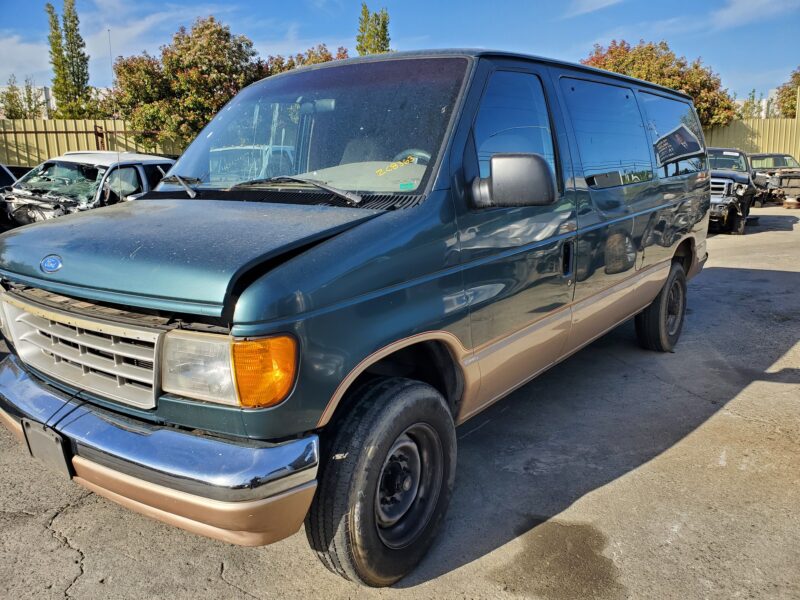 2C8363_0 Used 1996 Ford E-350 Van Leaf Spring Rear