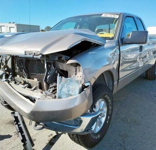 2D8374_5 Used 2004 Ford F-150 Carrier Assembly