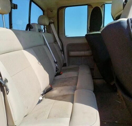 2D8374_7 Used 2004 Ford F-150 Carrier Assembly