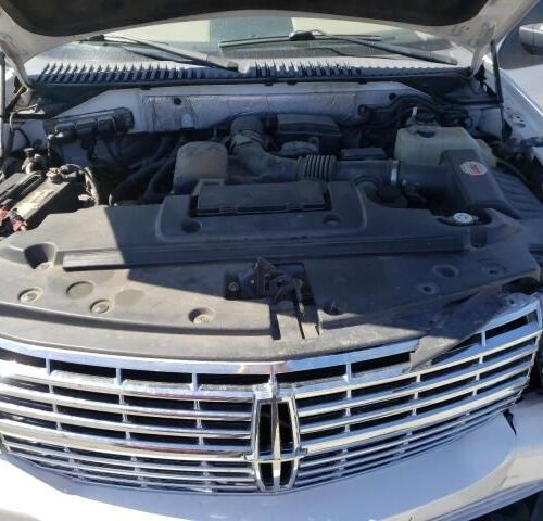 2D8383_5 Used 2010 Lincoln Navigator AC Compressor