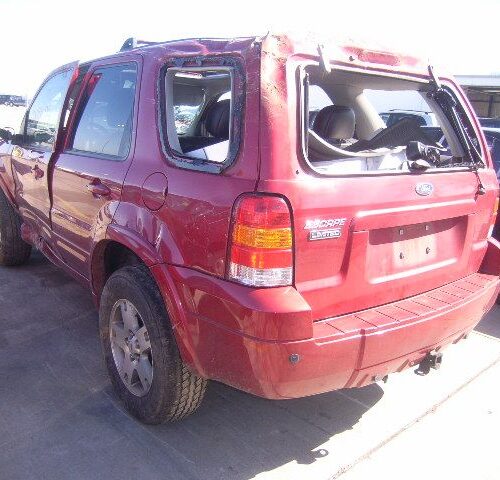 2E6591_3 Used 2005 Ford Escape Chassis Control Module 5L8Z14B321BA