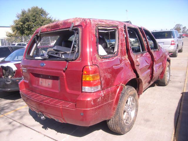 2E6591_4 Used 2005 Ford Escape Chassis Control Module 5L8Z14B321BA