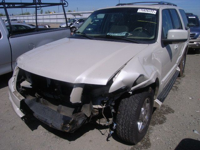 Used 2006 Ford Expedition Transfer Case Assembly