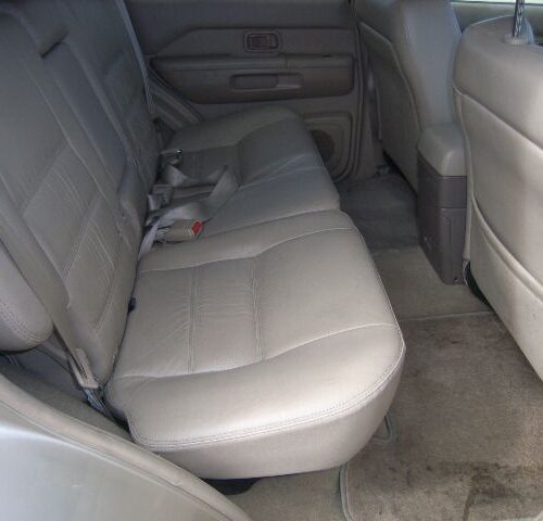 Used 2001 Nissan Pathfinder Chassis Control Module 988204W625