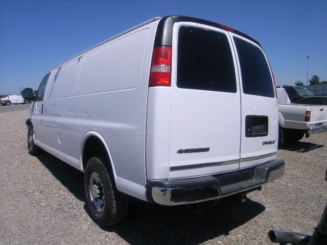 Used 2004 Chevrolet Express 3500 Van Fuel Pump LH