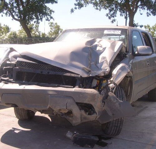2H6633_2 Used 2002 Chevrolet Avalanche Decklid Tailgate