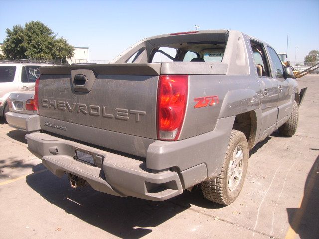 2H6633_4 Used 2002 Chevrolet Avalanche Decklid Tailgate