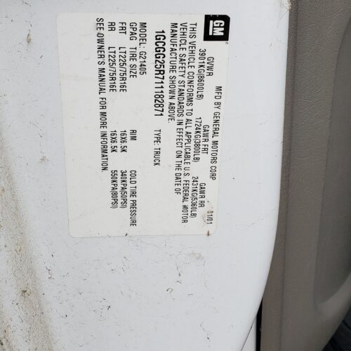 2H8430_1 Used 2001 Chevrolet Express 2500 Van AC Compressor