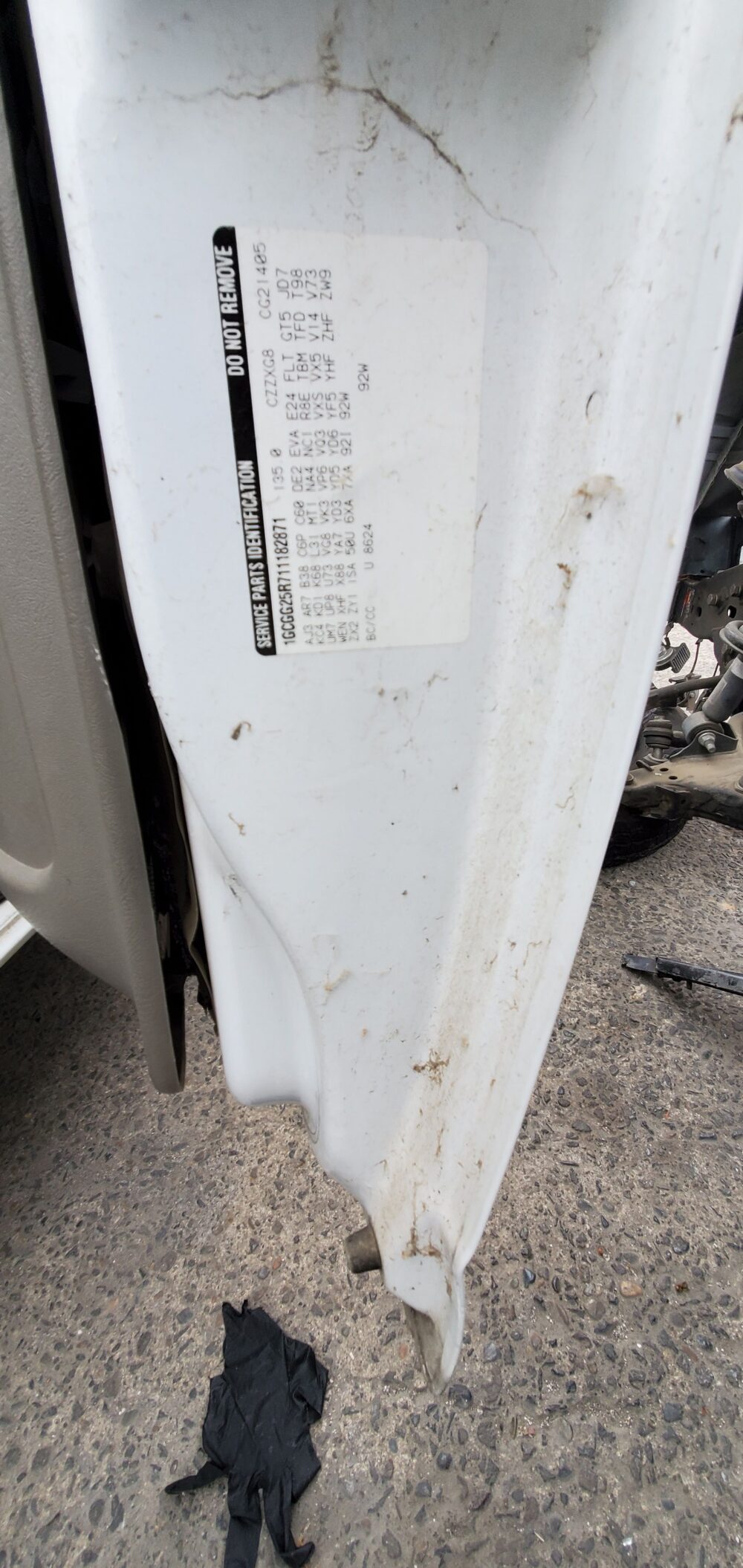 2H8430_4 Used 2001 Chevrolet Express 2500 Van AC Compressor