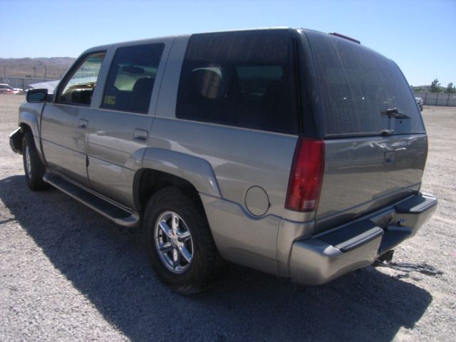 2I6642_0 Used 1999 Cadillac Escalade Drive Shaft Front
