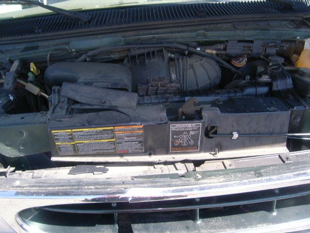2J6654_7 Used 2001 Ford E-150 Van Navigation / Entertainment Screen